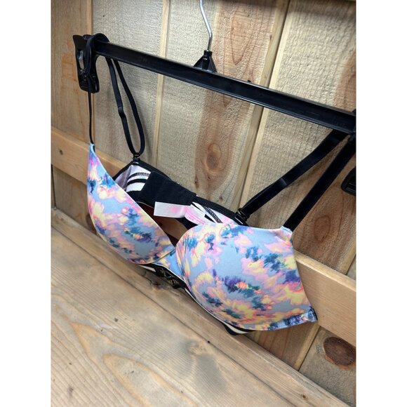 Victorias Secret Pink Wirefree Push-Up Bra Size 36B - Picture 3 of 7